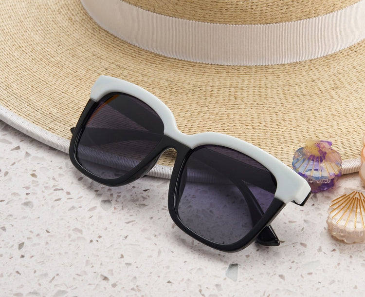 Frenchy Polarized Sun Black/White