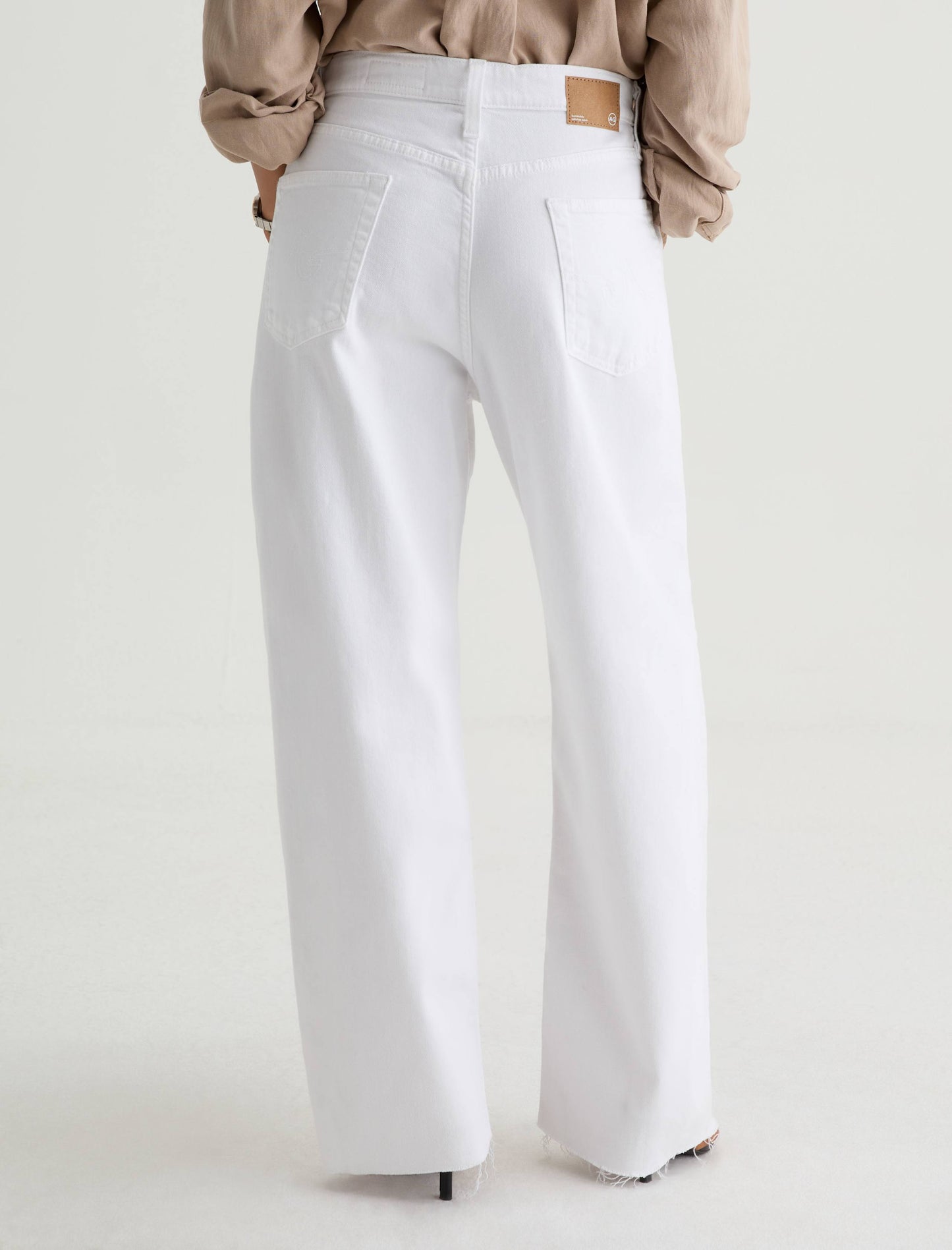 Hattie Crop-Gallery White
