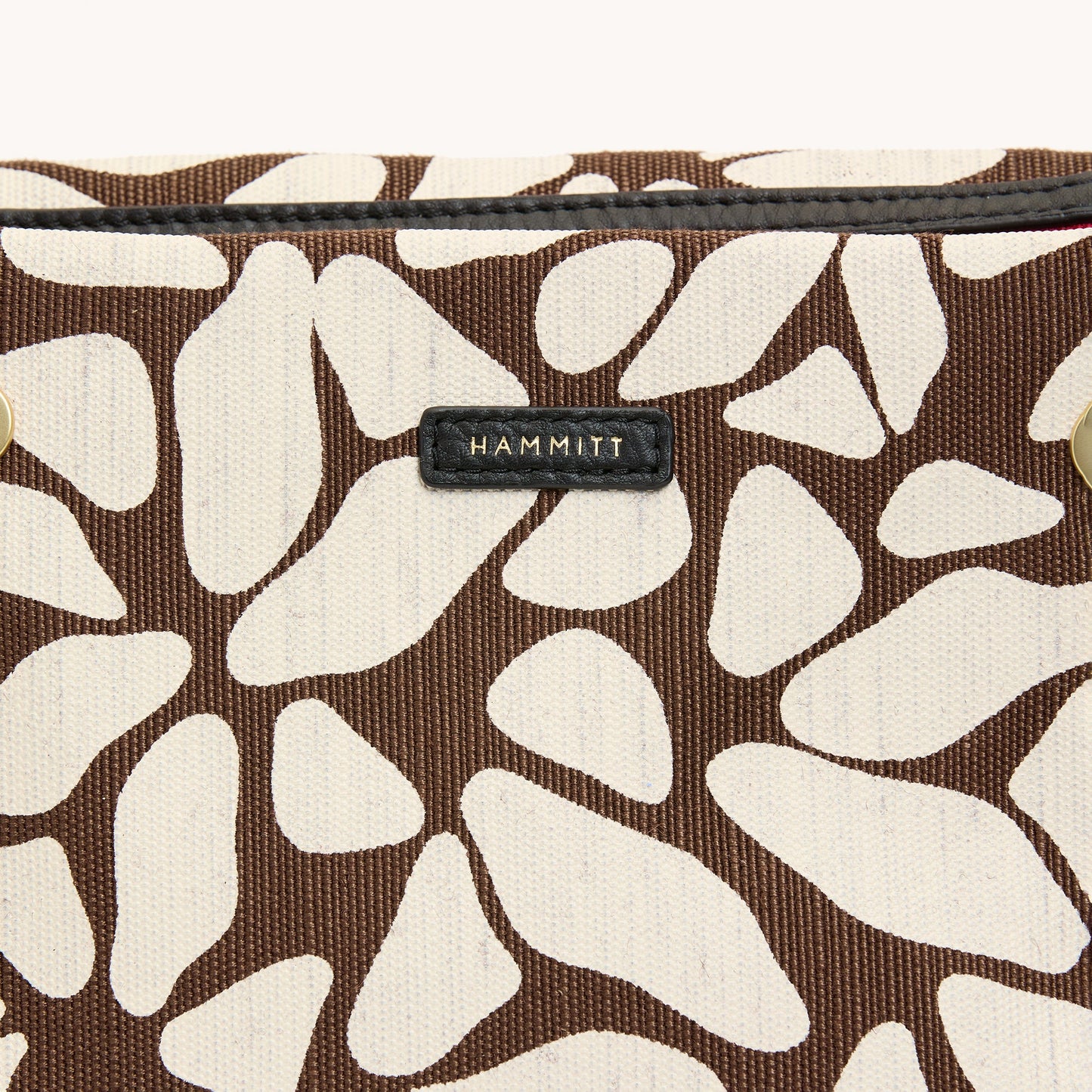 Bryant Med-Giraffe BG