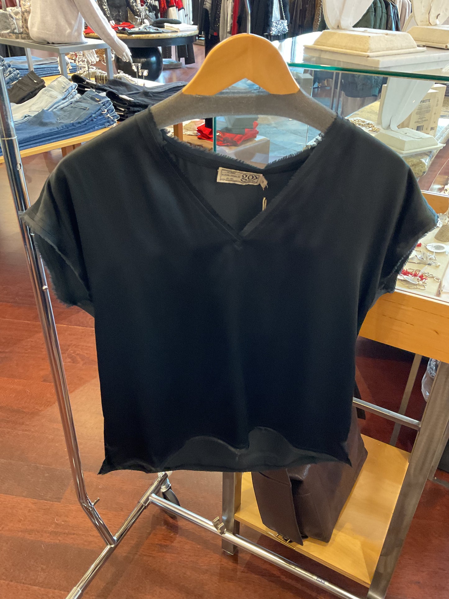 Go Raw Revisited Tee Luxe