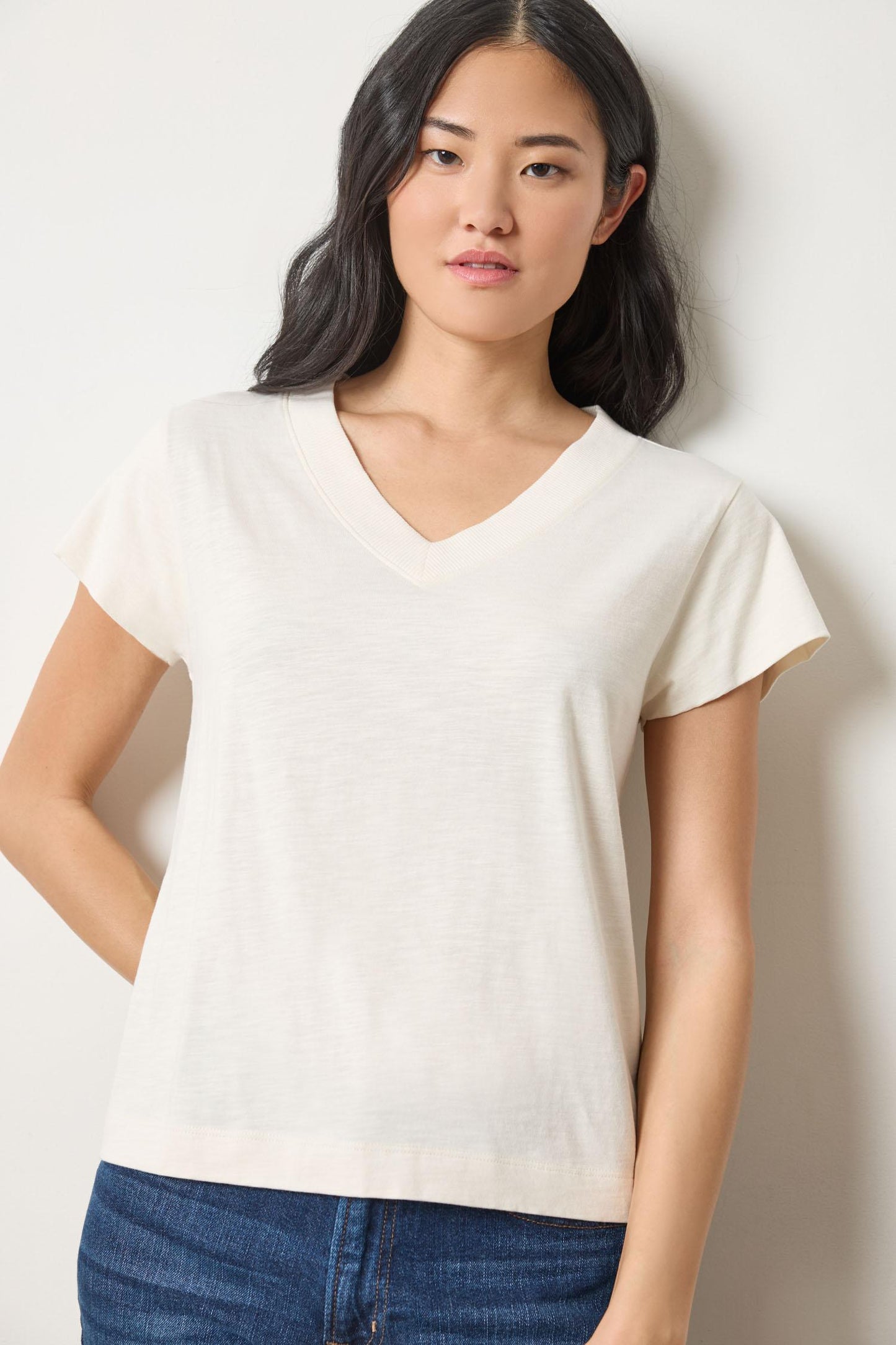 Relaxed Short Sleeve V-neck Tee
