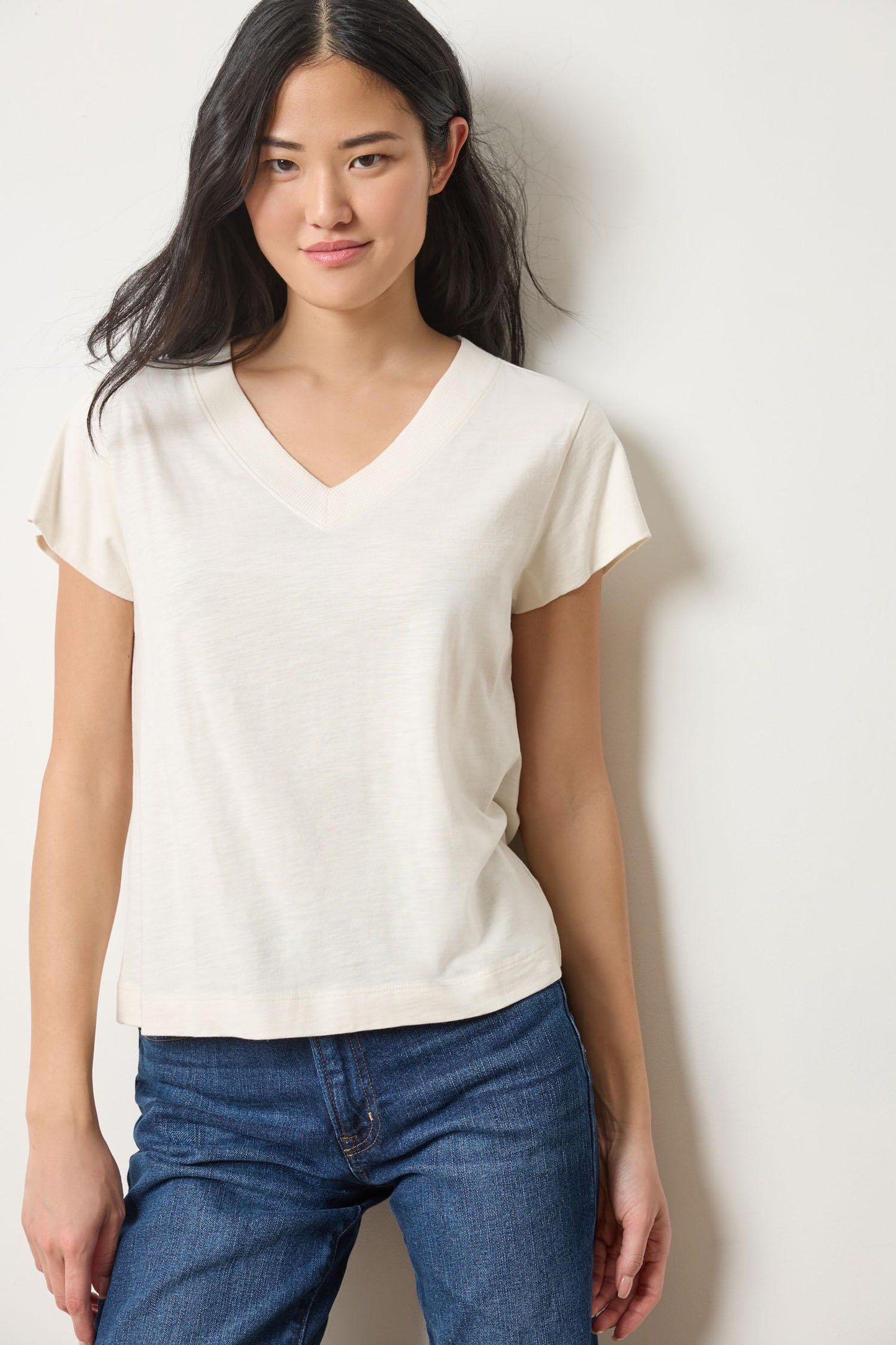 Relaxed Short Sleeve V-neck Tee
