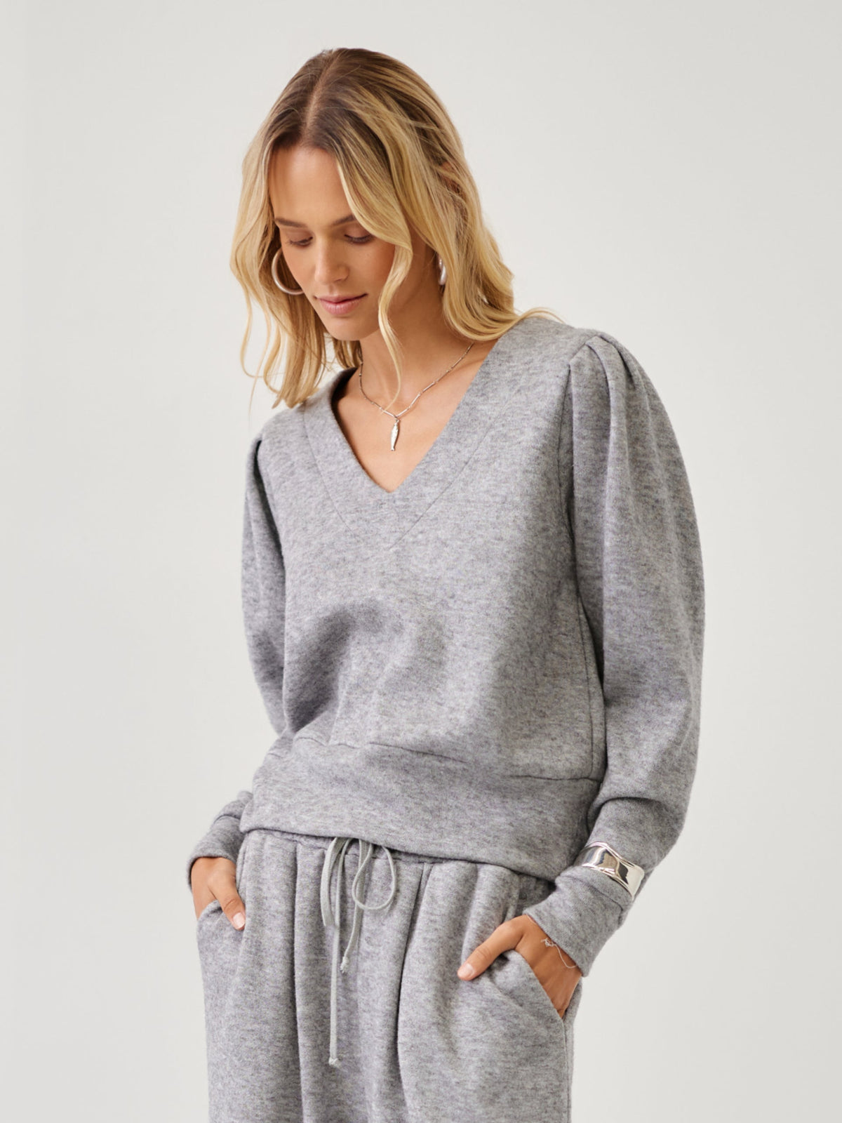 Cambria Pleated Sleeve