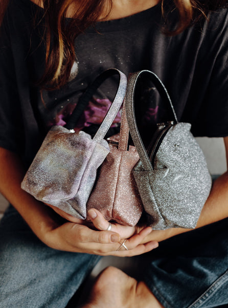 L'aura Bags