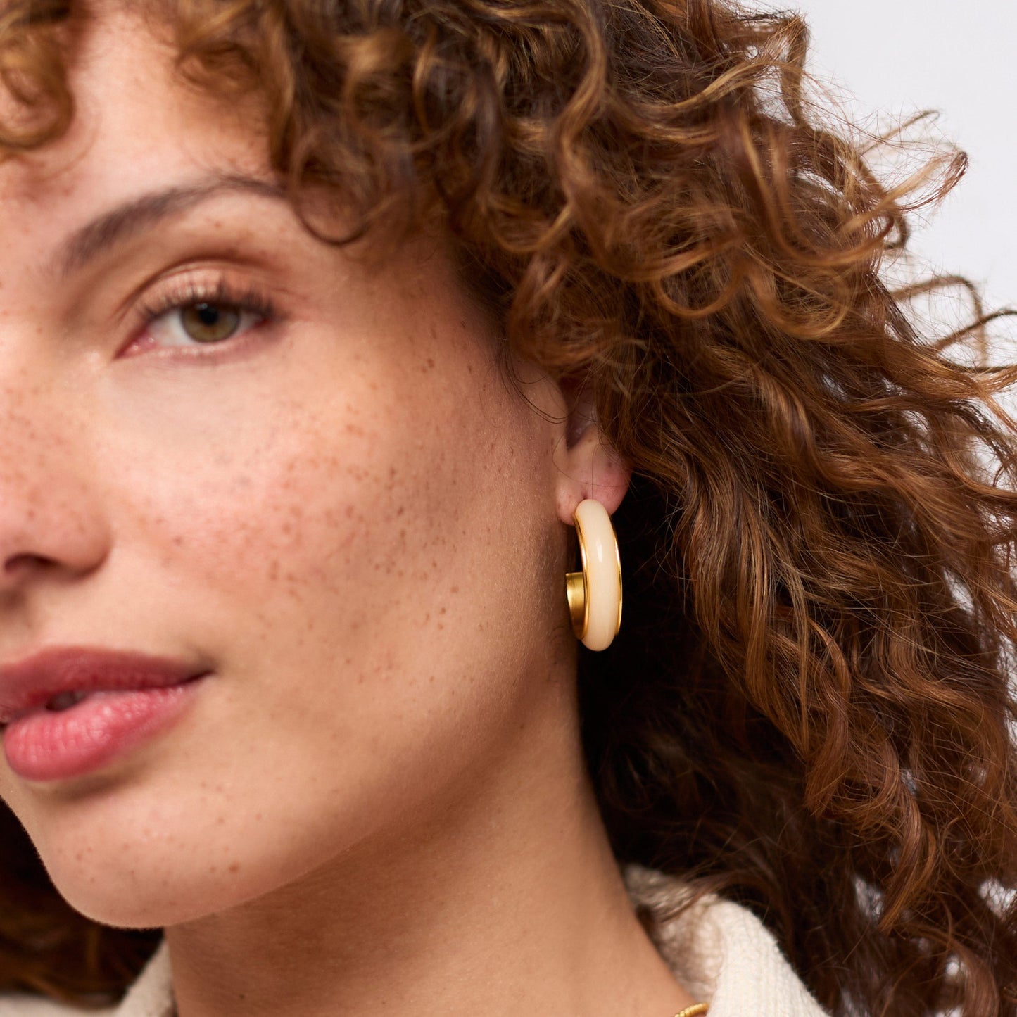 Carnaby Hoop Large-Ivory