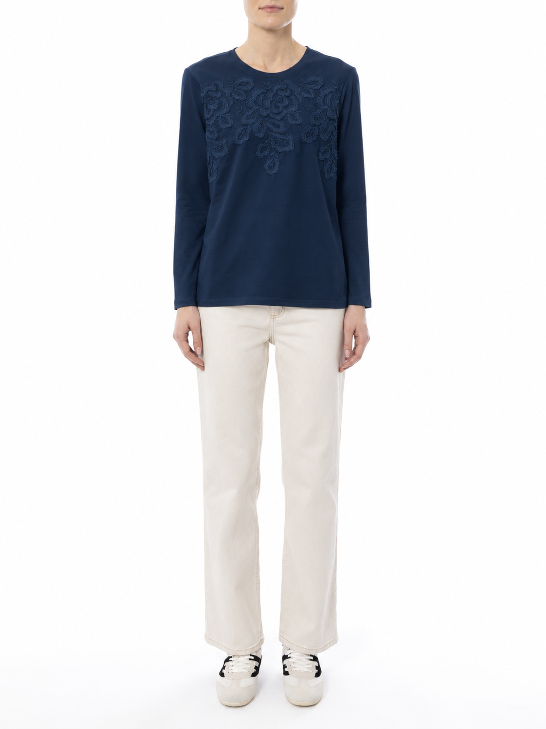 Embroidered L/S Tee
