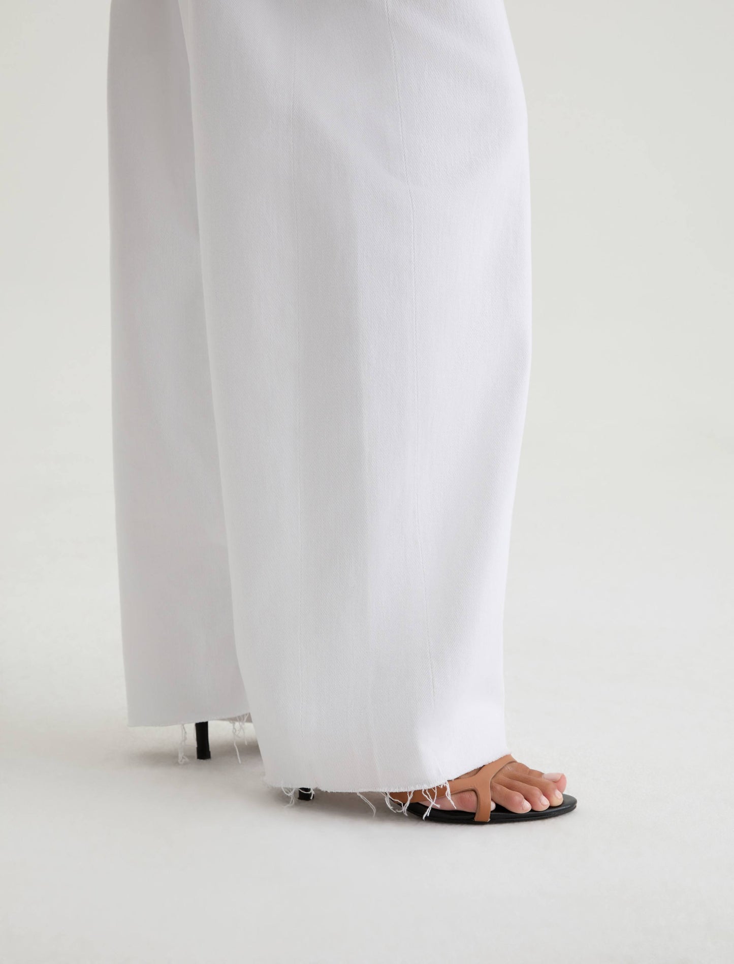 Hattie Crop-Gallery White
