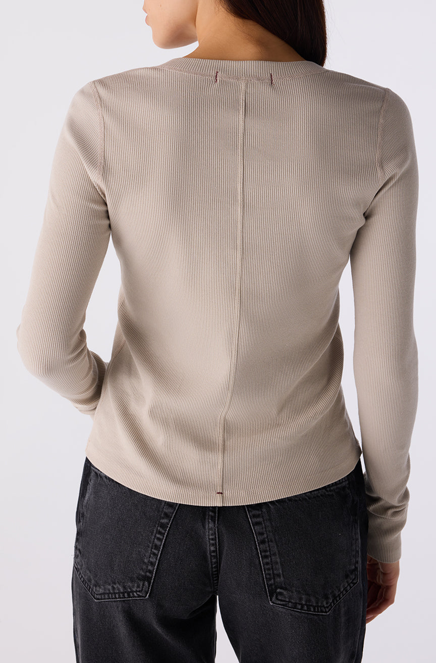 Calla Henley
