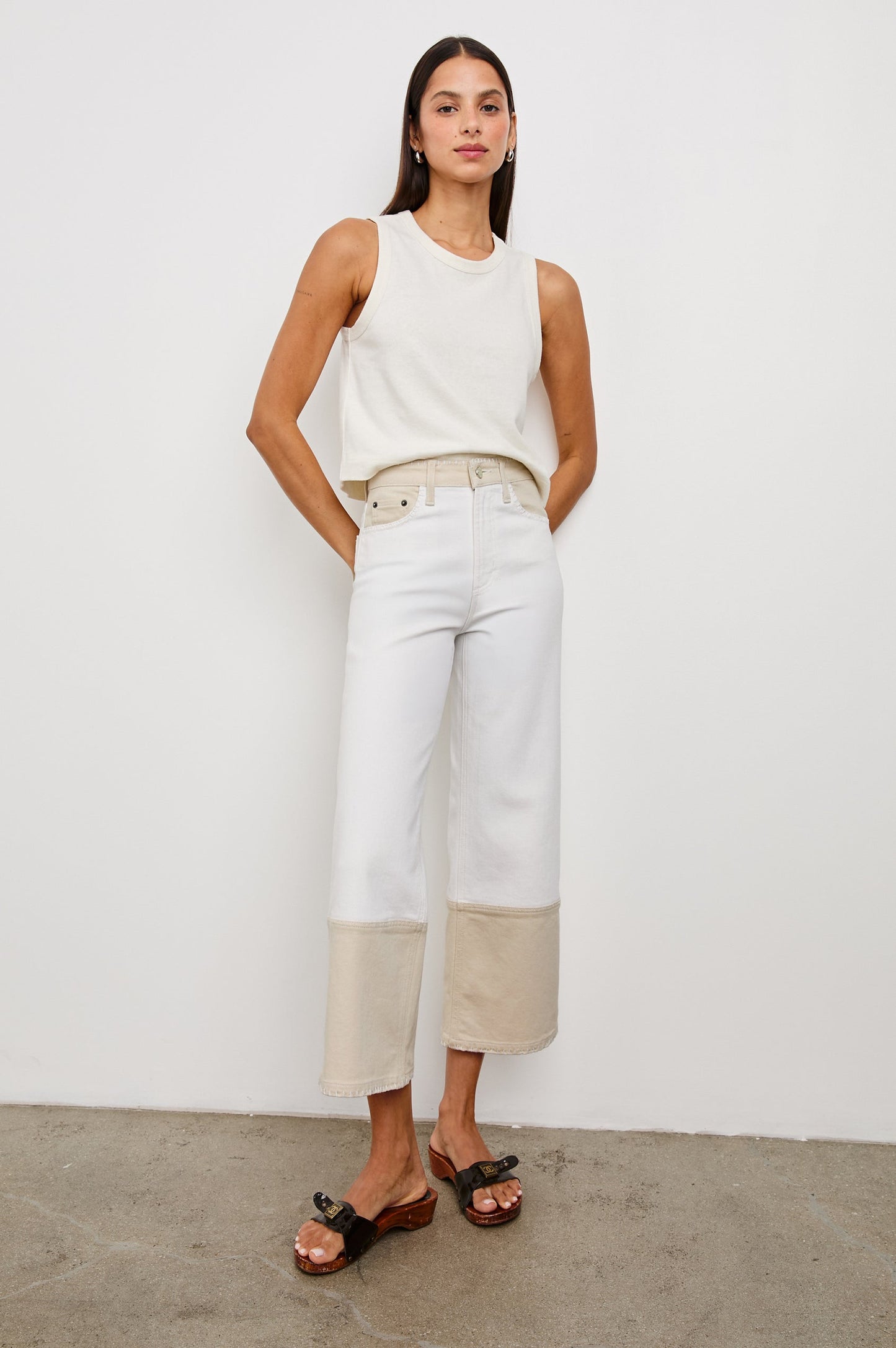 Getty Crop-Crema