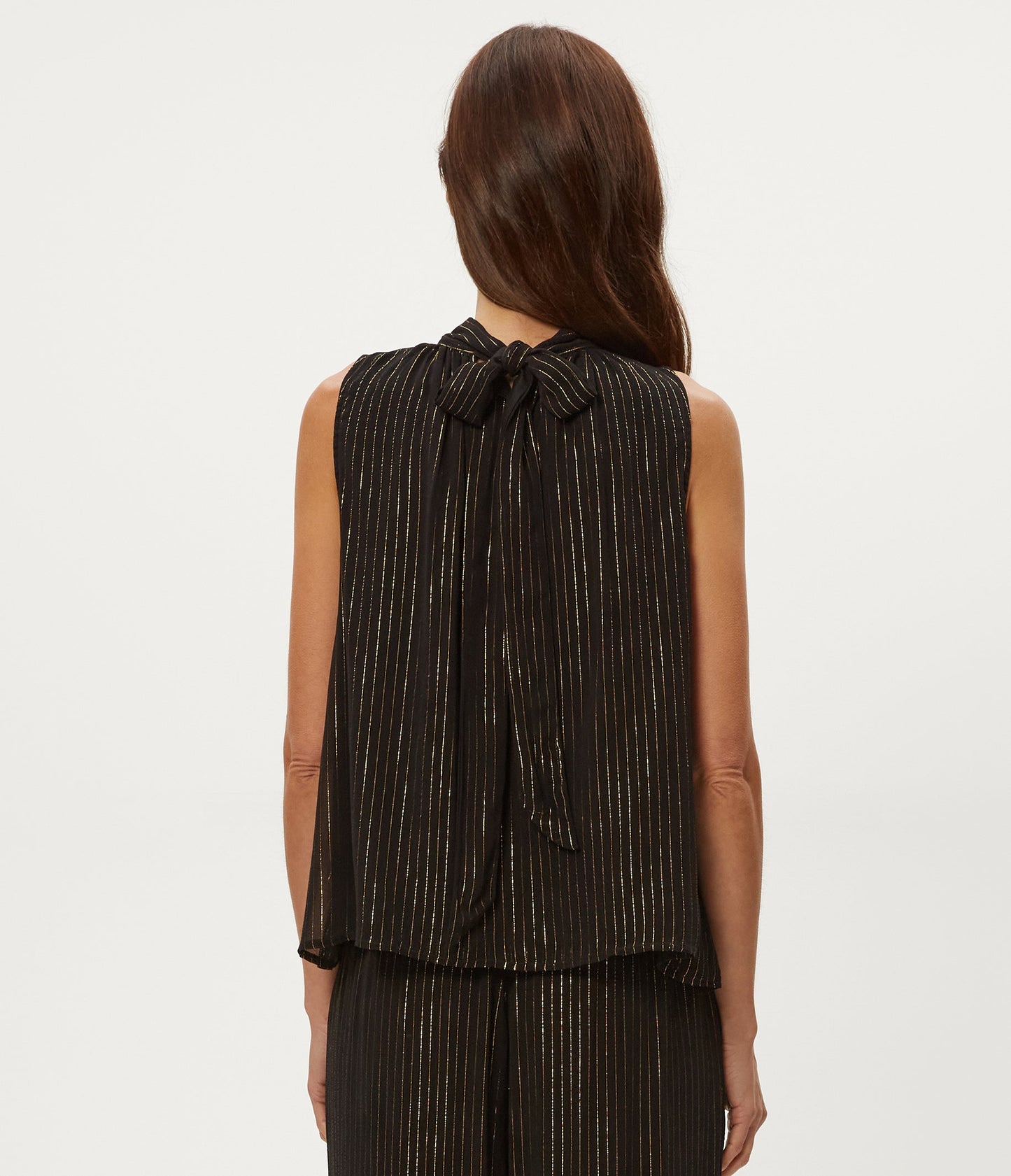 Alicia Sleeveless Tie Neck