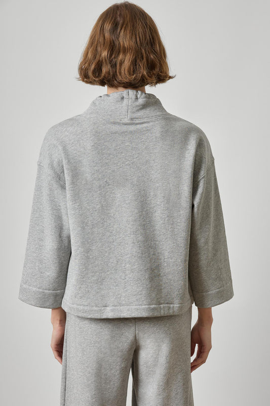Easy Scrunch Neck