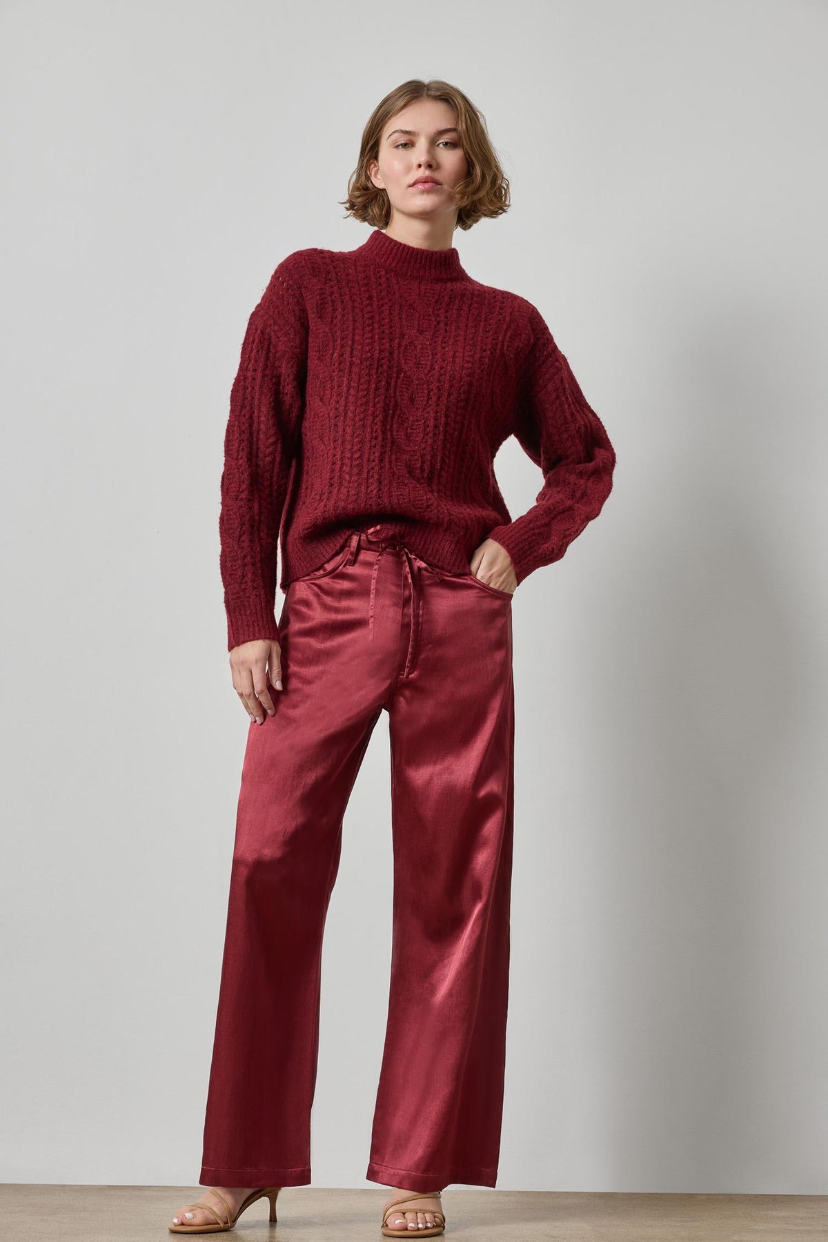 Relaxed Cable Knit Sweater