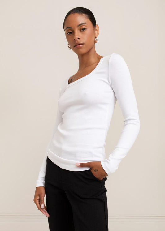 Toni Square Neck