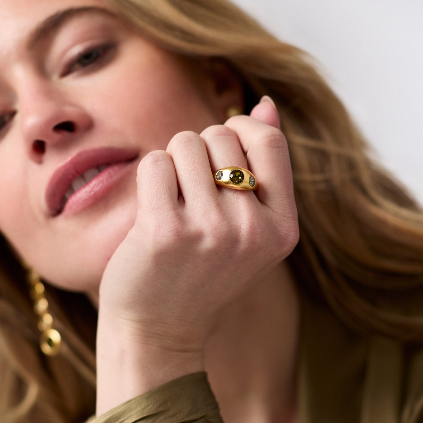 Rainbow Signet Ring-Champagne