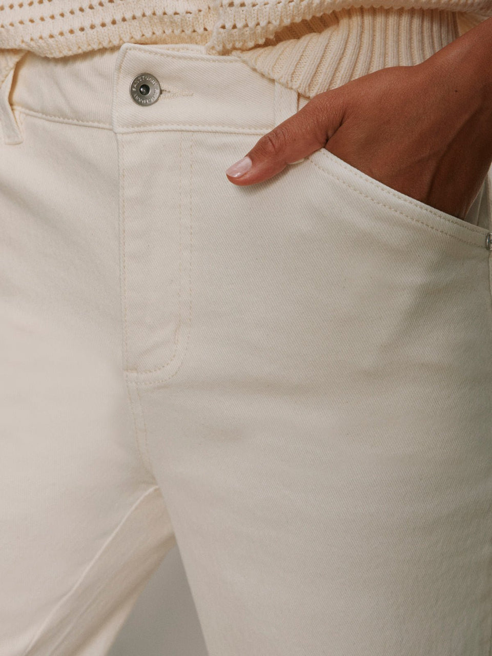 Cadence Relaxed Straight