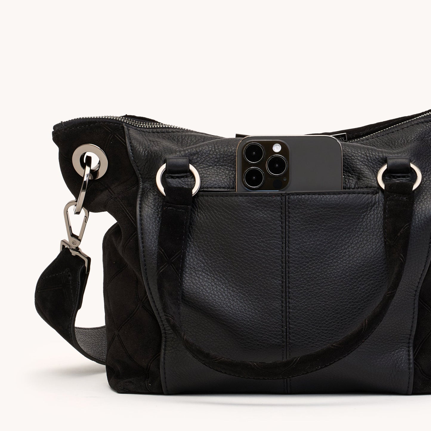 Daniel Med Noir Diamond Suede